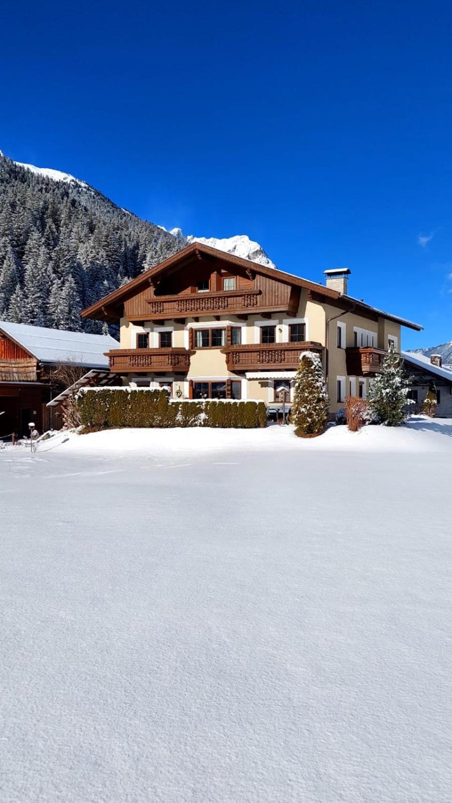 Haus Bergfreund Apartment Sankt Leonhard im Pitztal Exterior foto