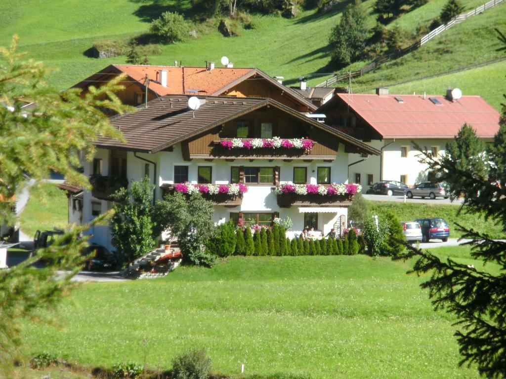Haus Bergfreund Apartment Sankt Leonhard im Pitztal Exterior foto