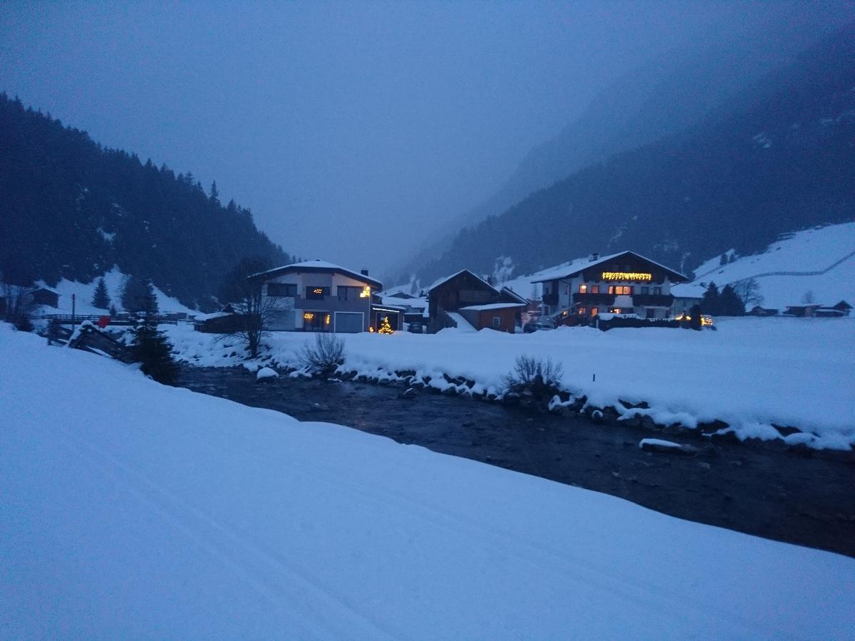 Haus Bergfreund Apartment Sankt Leonhard im Pitztal Exterior foto